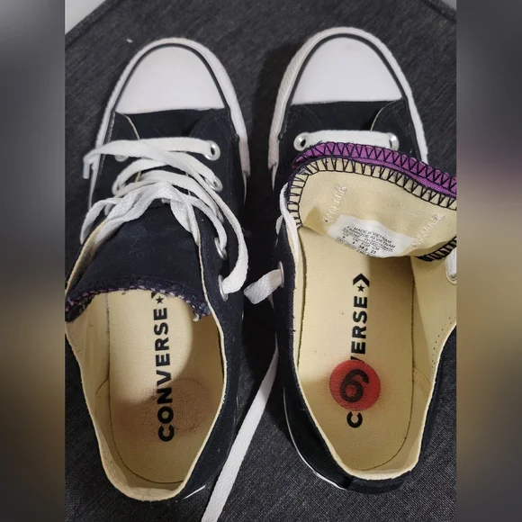 Converse sneakers - Picture 5 of 7